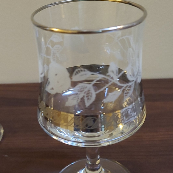 Retro mini wine glass set - Picture 8 of 11